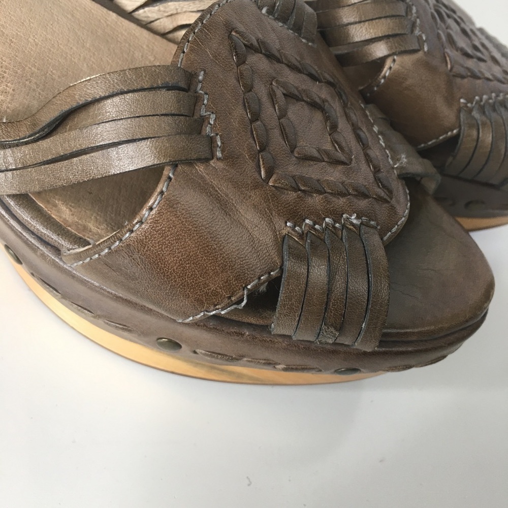 Frye Carlie Huarache Ankle Wedge Leather Sandals - Picture 10 of 11